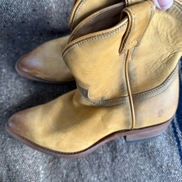 Frye Mustard Leather Ankle Boots - Picture 3 of 6